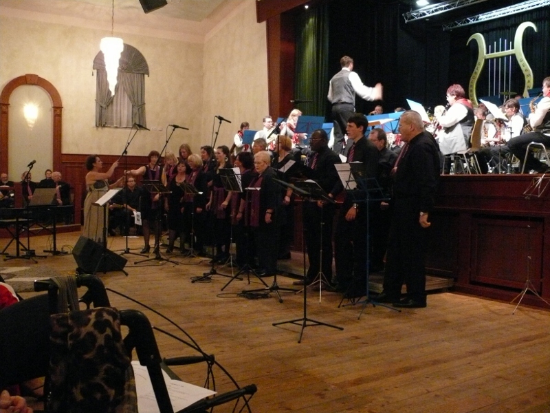 05.11.2011: Blech trifft Stimme  4. Konzert mit dem Blasmusikverein